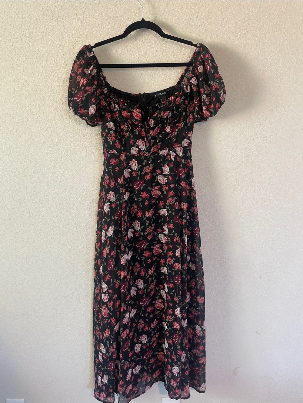 Black Floral Puff-Sleeve Midi Dress